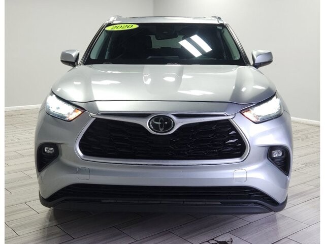 2020 Toyota Highlander in Cinnaminson, NJ 08077 - 2469748 8