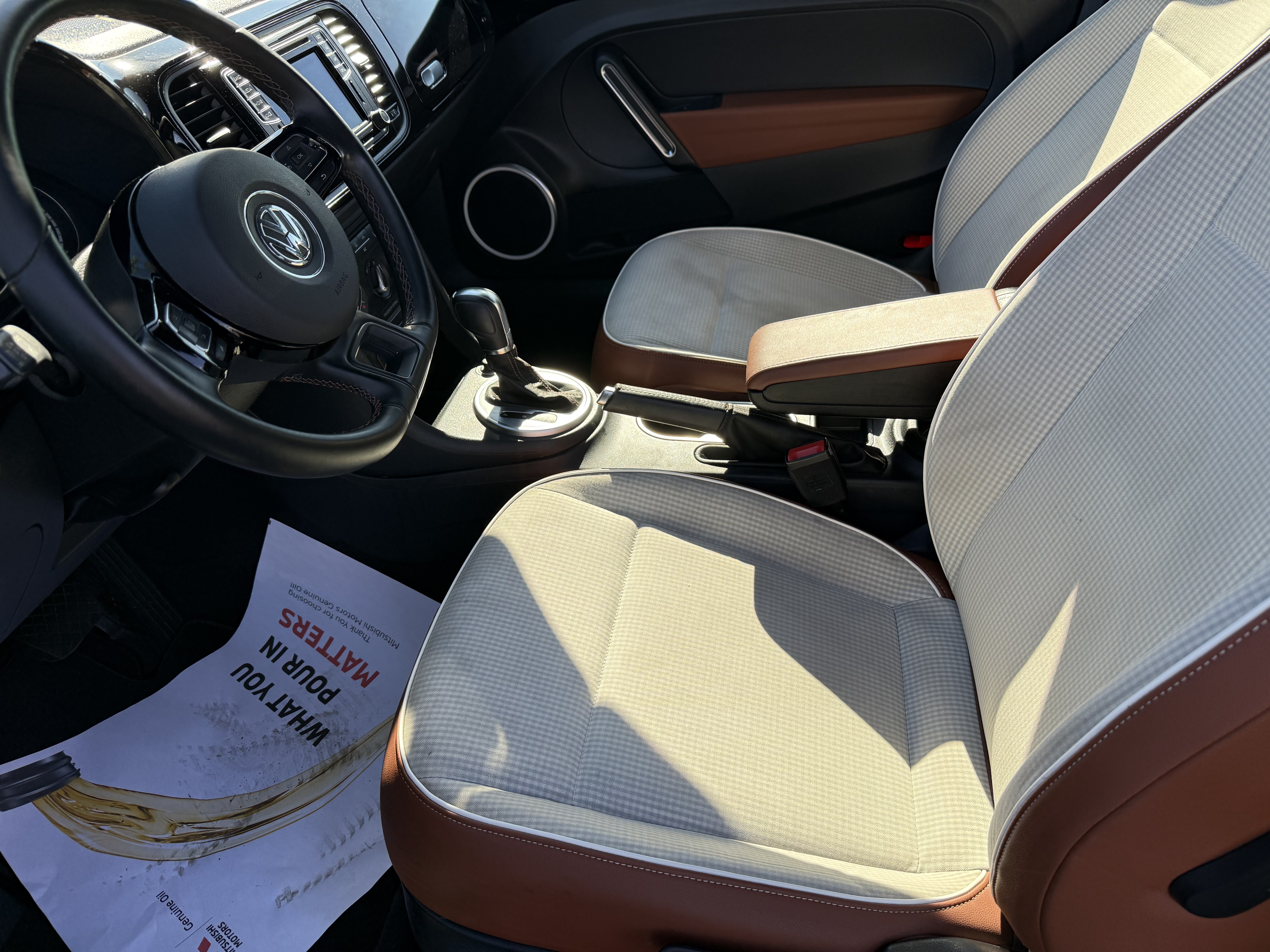 2016 Volkswagen Beetle in Phoenix, AZ 85022 - 2469750 9