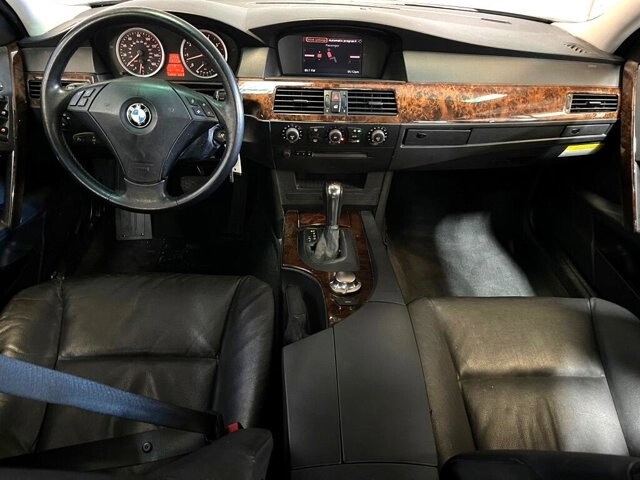 2004 BMW 530i in Conyers, GA 30094 - 2469751 33