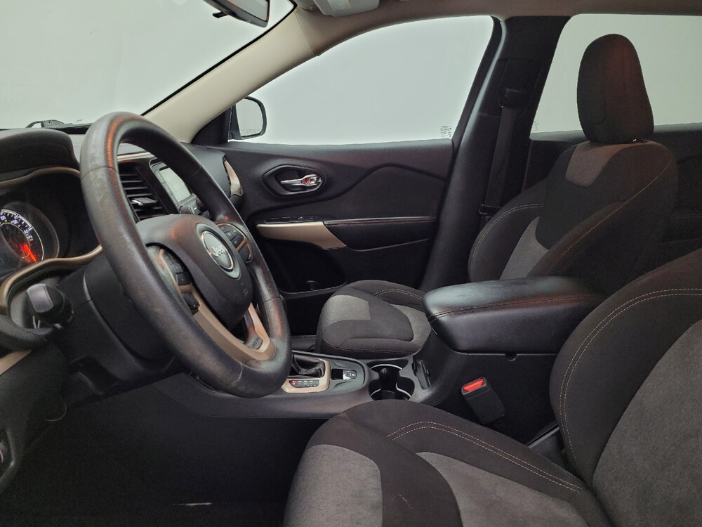 2018 Jeep Cherokee in Miamisburg, OH 45342 - 2469941 17