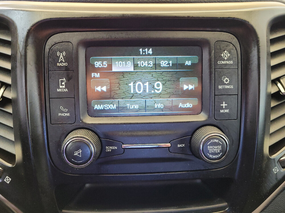 2018 Jeep Cherokee in Miamisburg, OH 45342 - 2469941 25