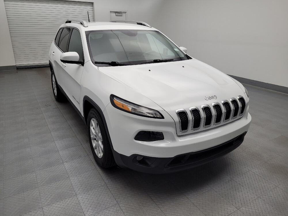 2018 Jeep Cherokee in Miamisburg, OH 45342 - 2469941 13