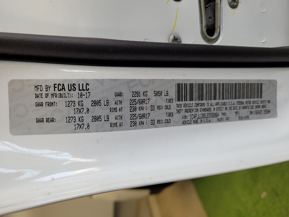 2018 Jeep Cherokee in Miamisburg, OH 45342 - 2469941 33