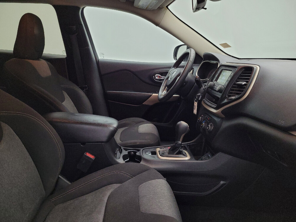 2018 Jeep Cherokee in Miamisburg, OH 45342 - 2469941 21