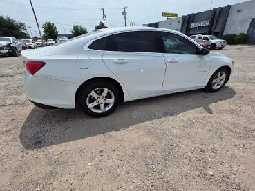 2019 Chevrolet Malibu in Dallas, TX 75228
