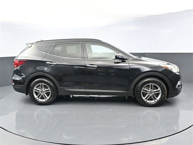2017 Hyundai Santa Fe in Winchester, VA 22602 - 5741156 43