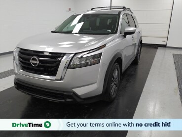 2022 Nissan Pathfinder in St. Louis, MO 63136