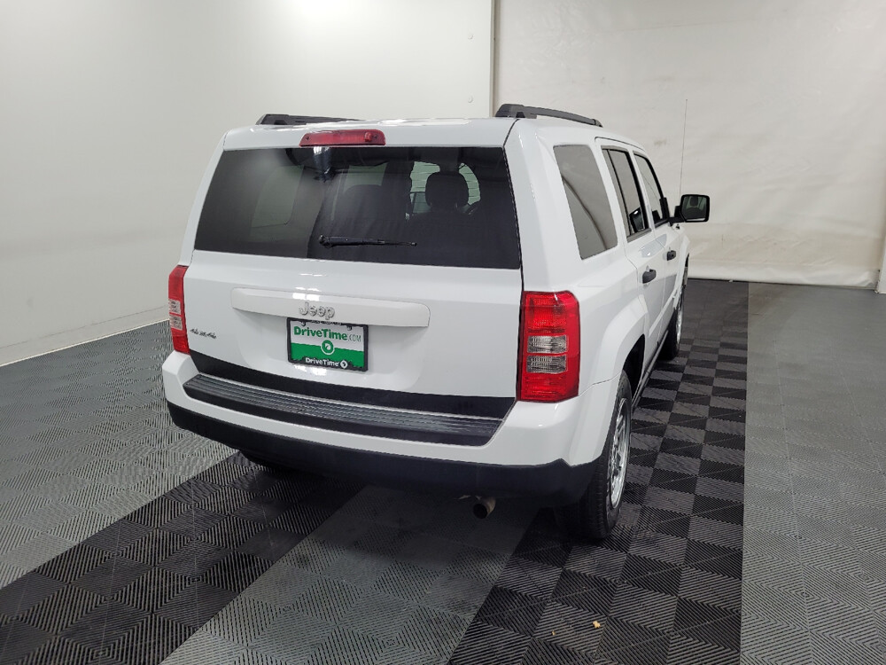2015 Jeep Patriot in Pittsburgh, PA 15237 - 5741464 9