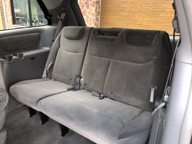 2009 Toyota Sienna in Belleville, NJ 07109-2923 - 942362 18