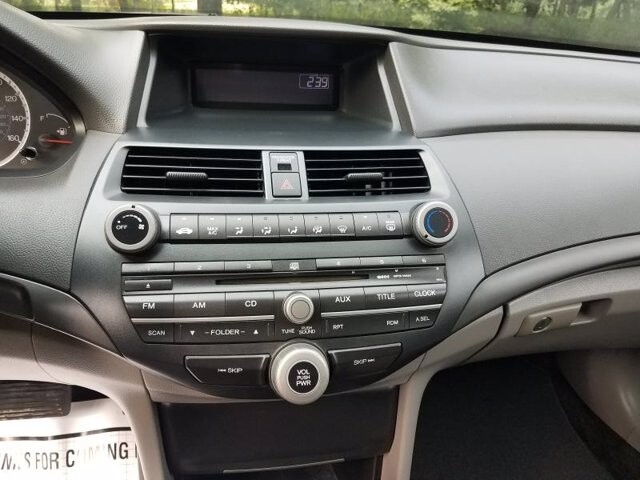 2009 Honda Accord in Belleville, NJ 07109-2923 - 942364 21