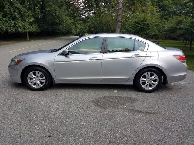 2009 Honda Accord in Belleville, NJ 07109-2923 - 942364 4